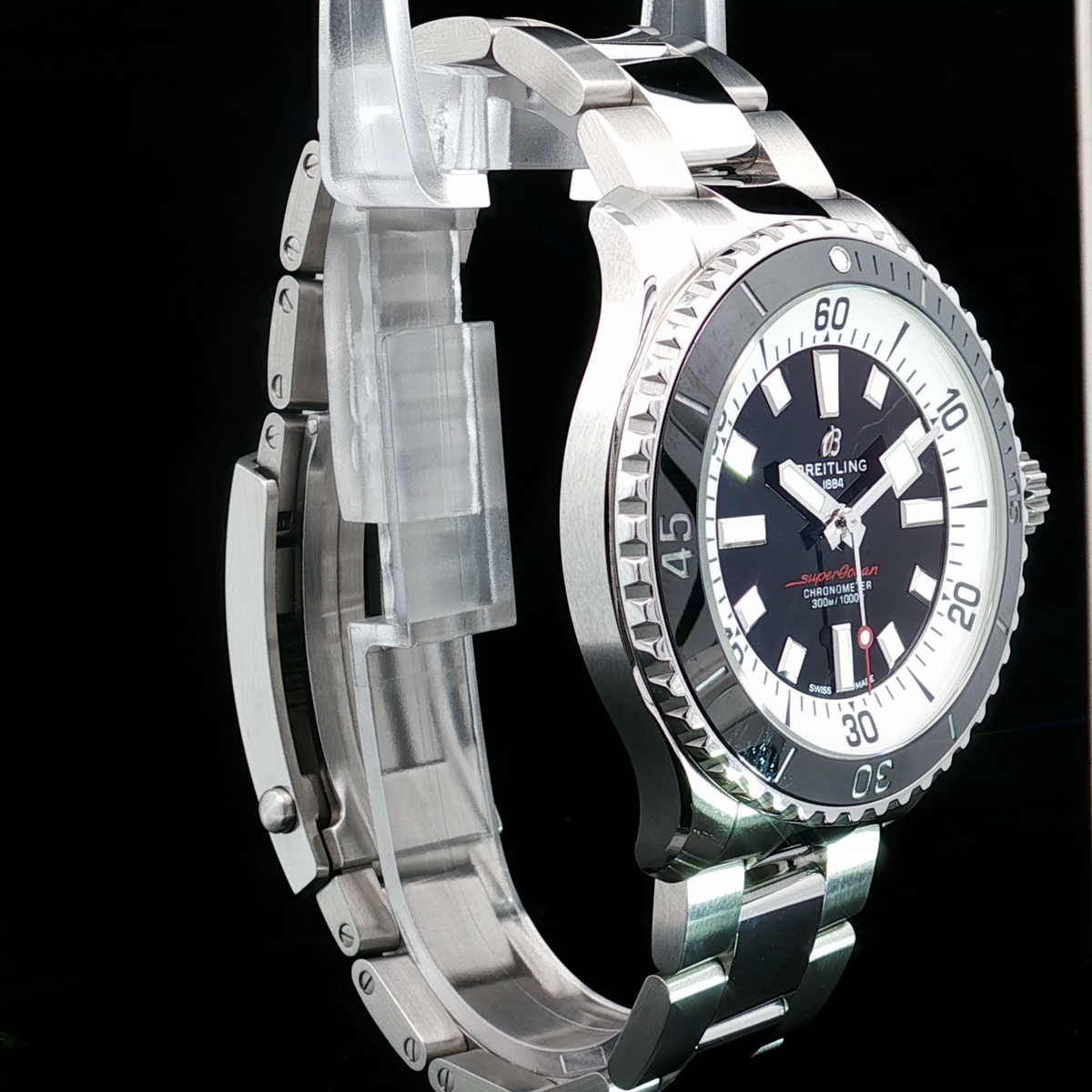 2025 Brietling Superocean 44mm A17376