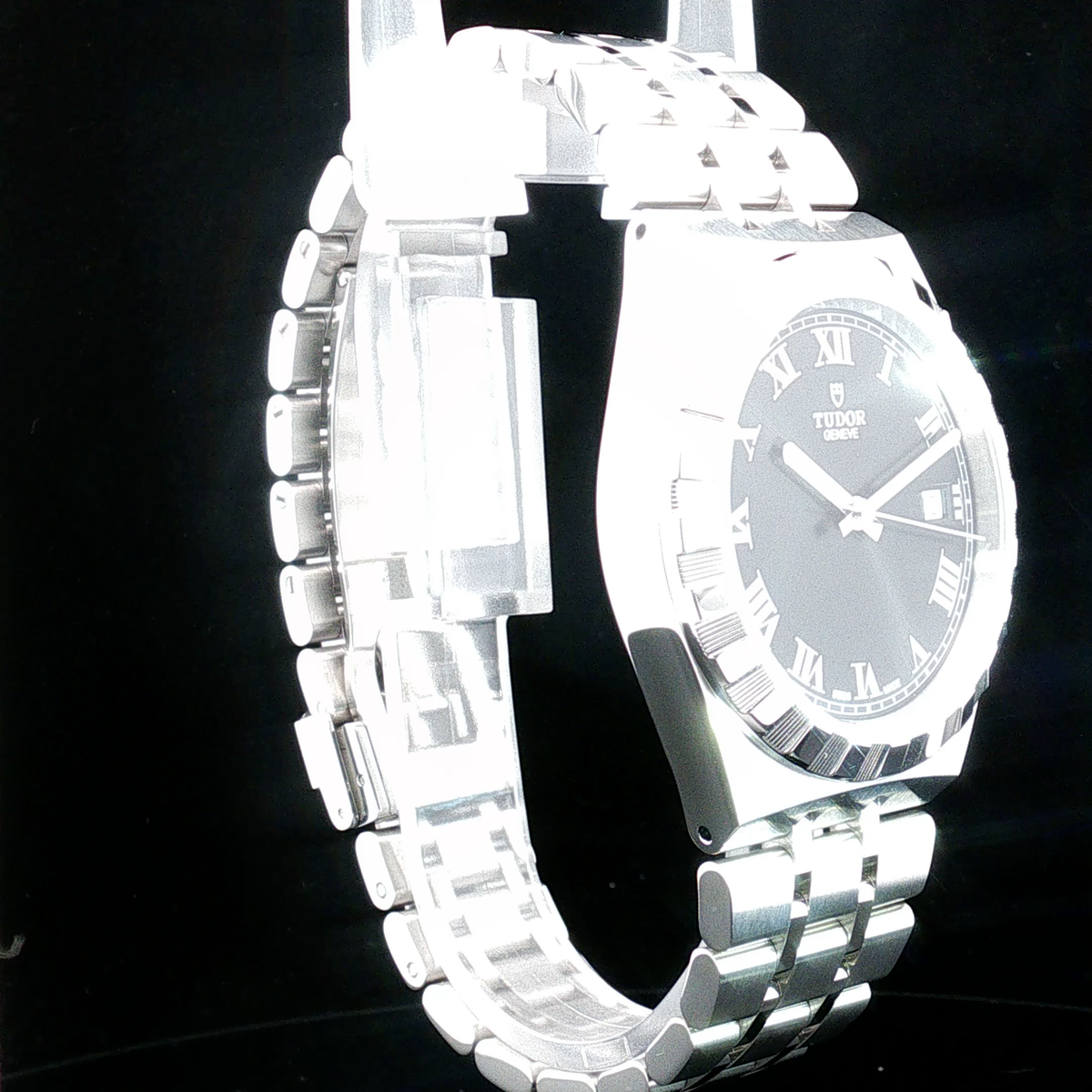 Brand New Tudor Royal 38mm Black Dial Roman M28500