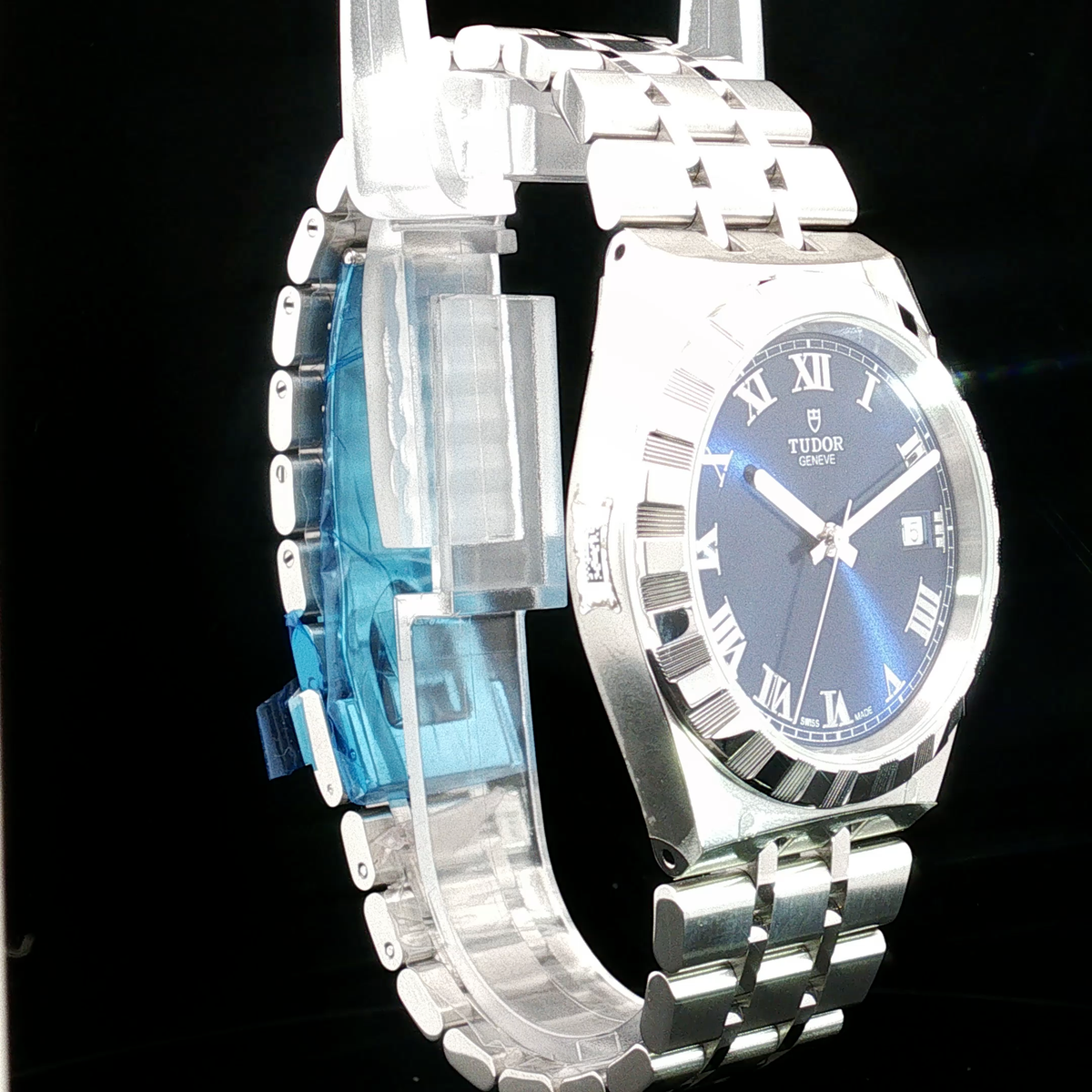 Brand New Tudor Royal 38mm Blue Dial Roman M28500