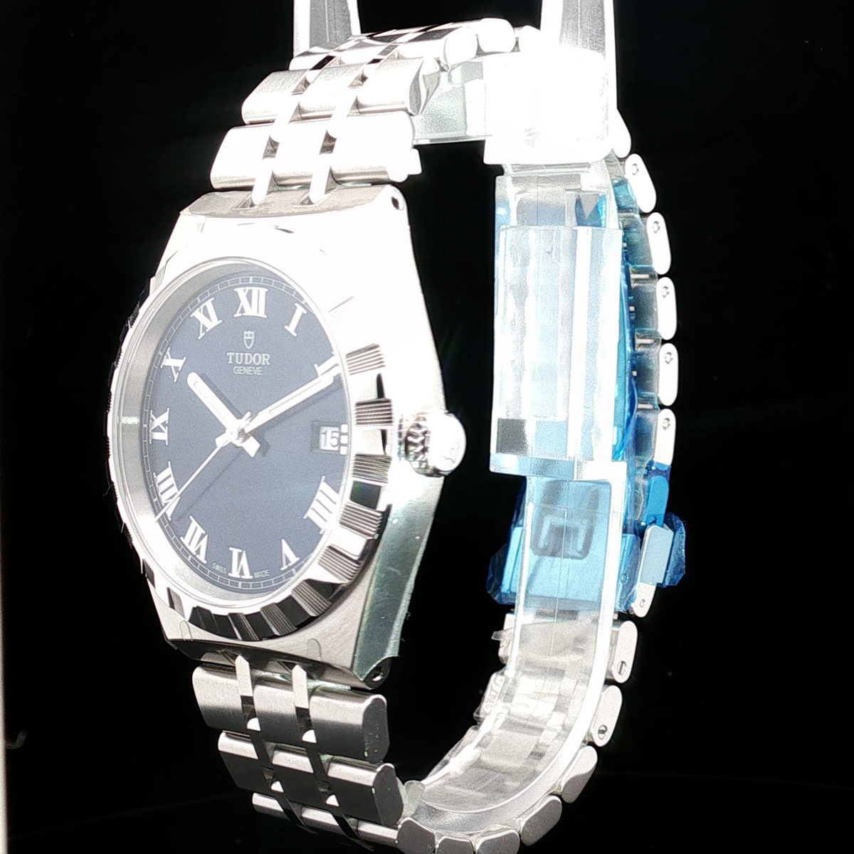 Brand New Tudor Royal 38mm Blue Dial Roman M28500