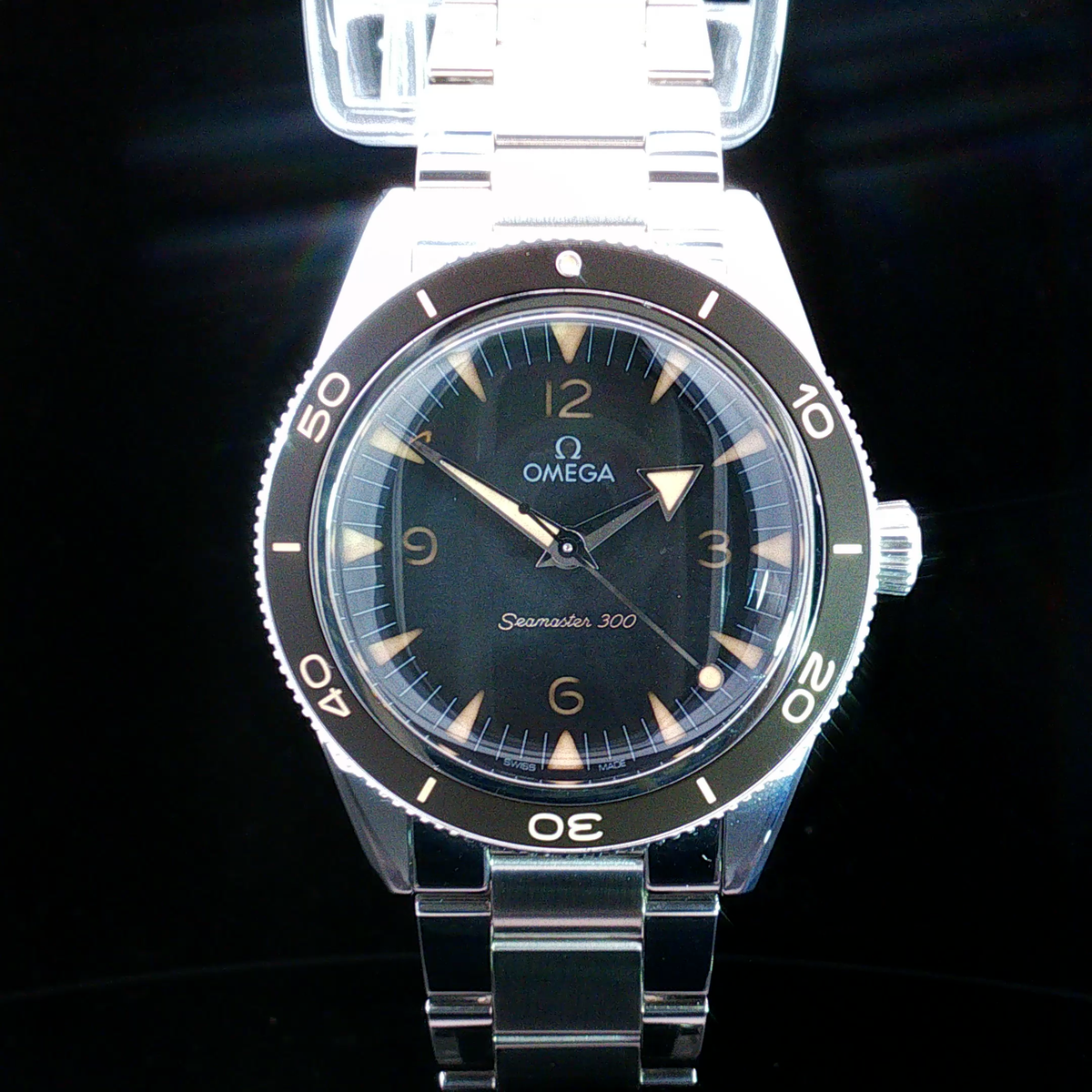 Omega Seamaster 300 - 234.30.41.21.01.001 - 2024