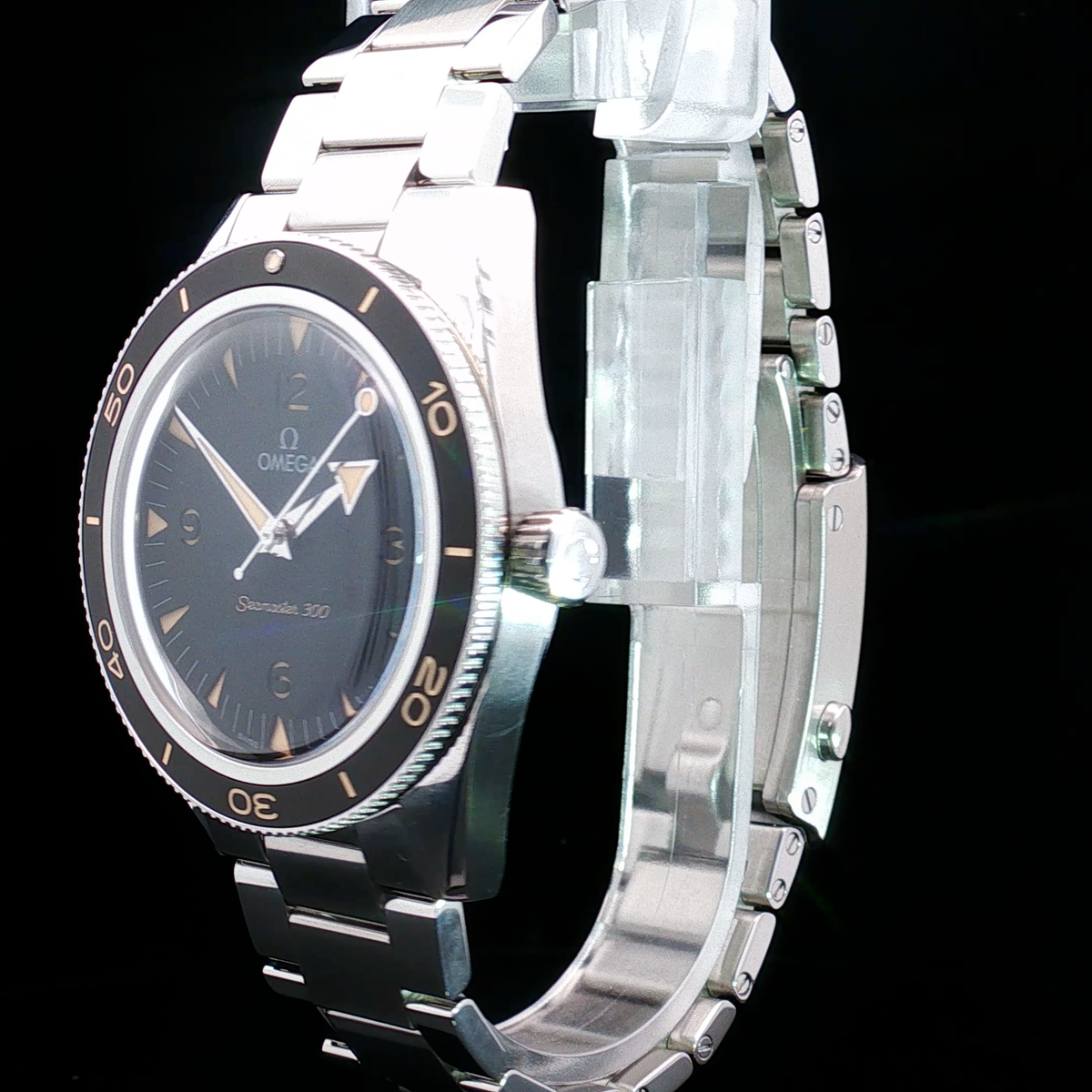 Omega Seamaster 300 - 234.30.41.21.01.001 - 2024