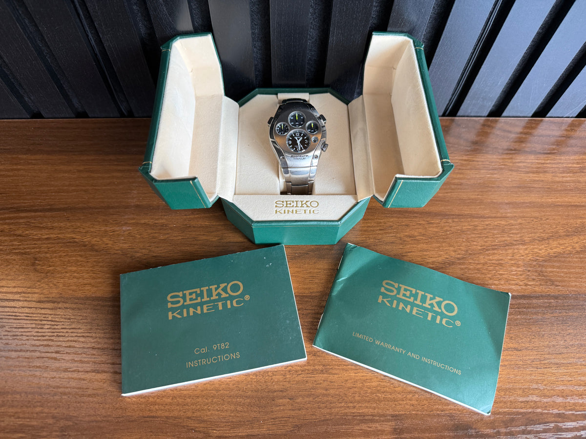 Seiko Sportura SLQ011 - Kinetic Chronograph – 9T82 - Jay Leno Titanium **SUPER RARE YELLOW DIAL Titanium**
