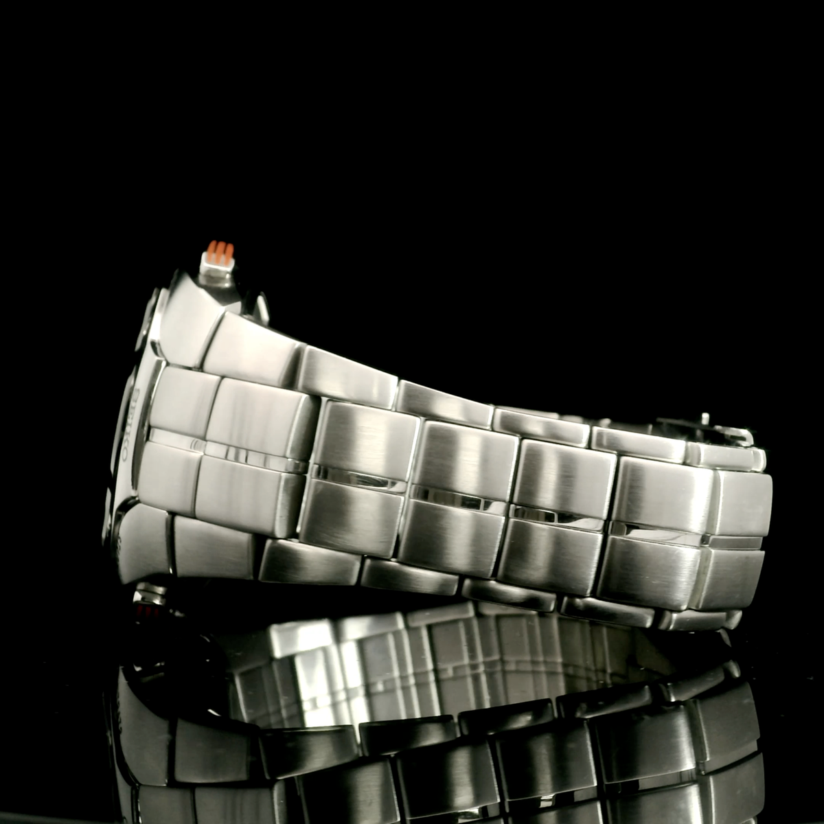 Seiko Sportura - Full Set - Full Links - Hang Tag - SLQ017