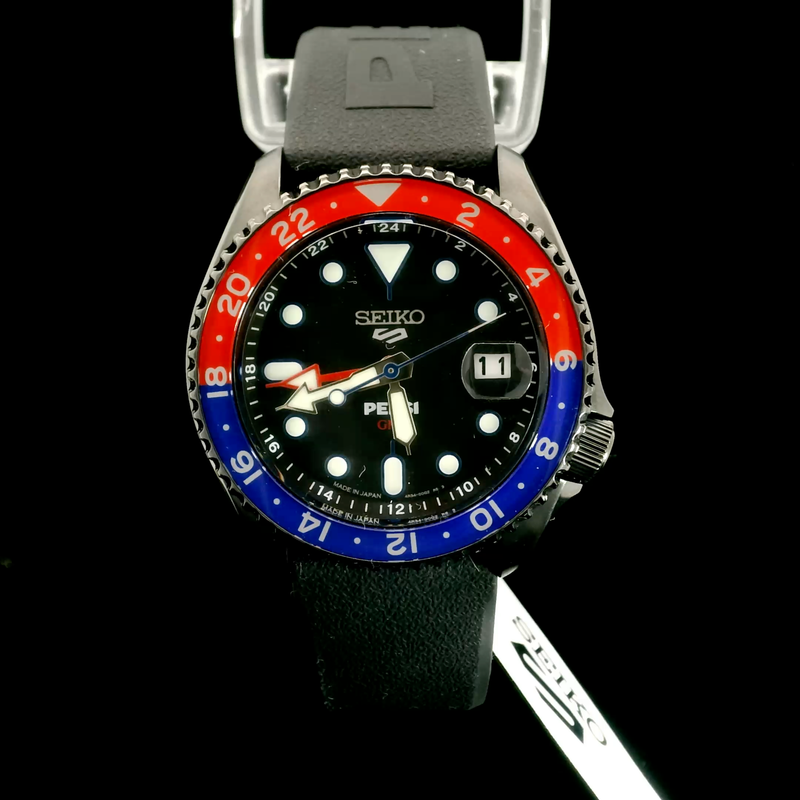 Seiko 5 Sports - Brand New Full Set - Pepsi Can - SSK047