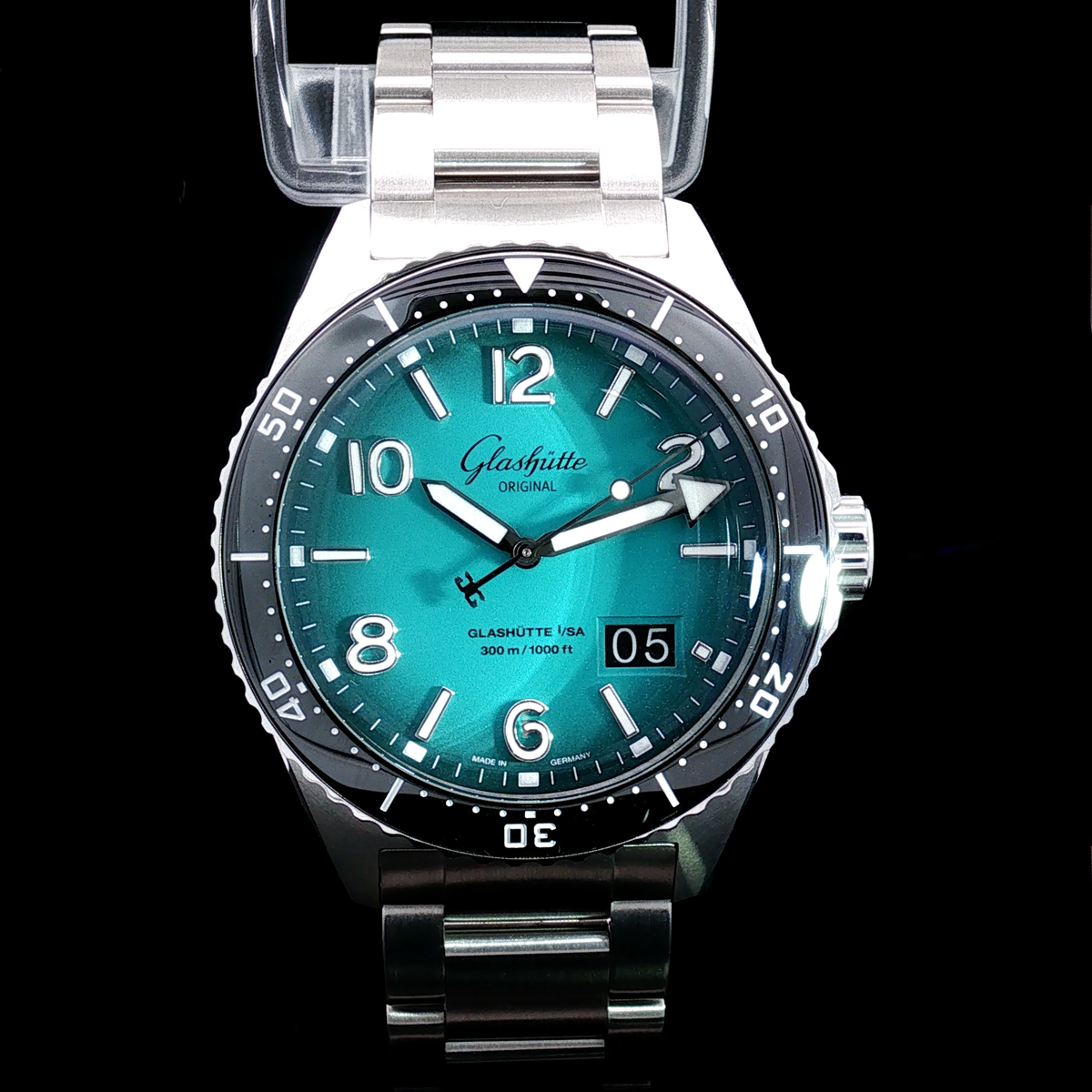 Brand New LIMITED EDITION Glashütte Original SeaQ Panorama Date "Northern Tide" Ref. 1-36-13-08-80-70