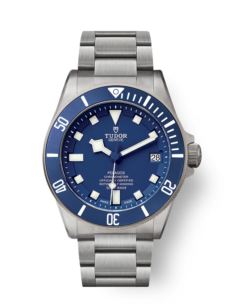 Pelagos Manufacture Calibre MT5612 Ceramic matt blue disc Titanium bracelet m25600tb-0001