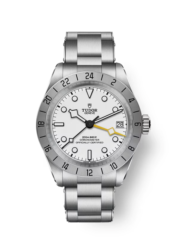 Black Bay Pro Manufacture Calibre MT5652 39mm steel case Opaline dial M79470-0004